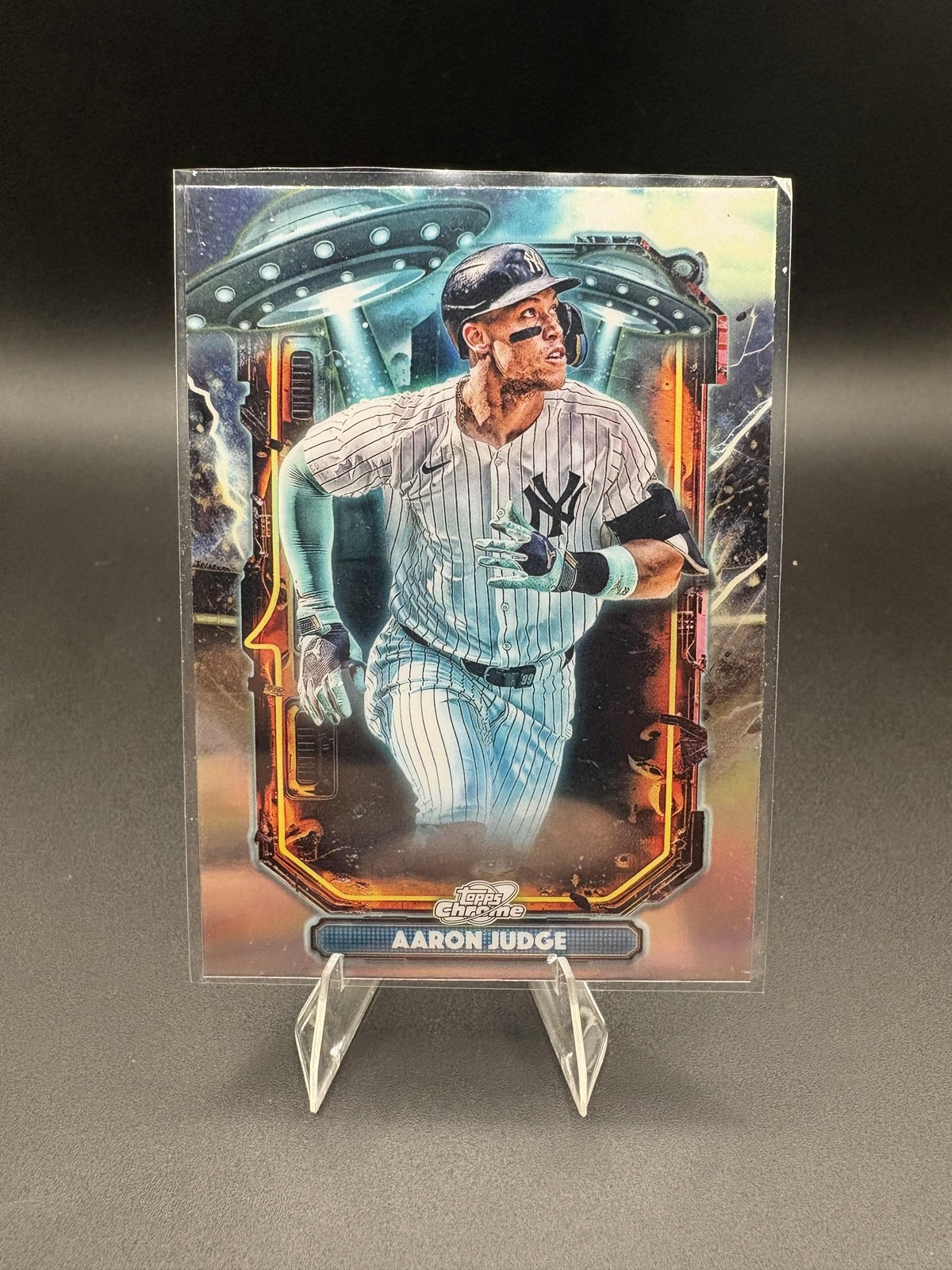 2025 Topps Chrome Cosmic #ET-1 Aaron Judge Extraterrestrial Talent