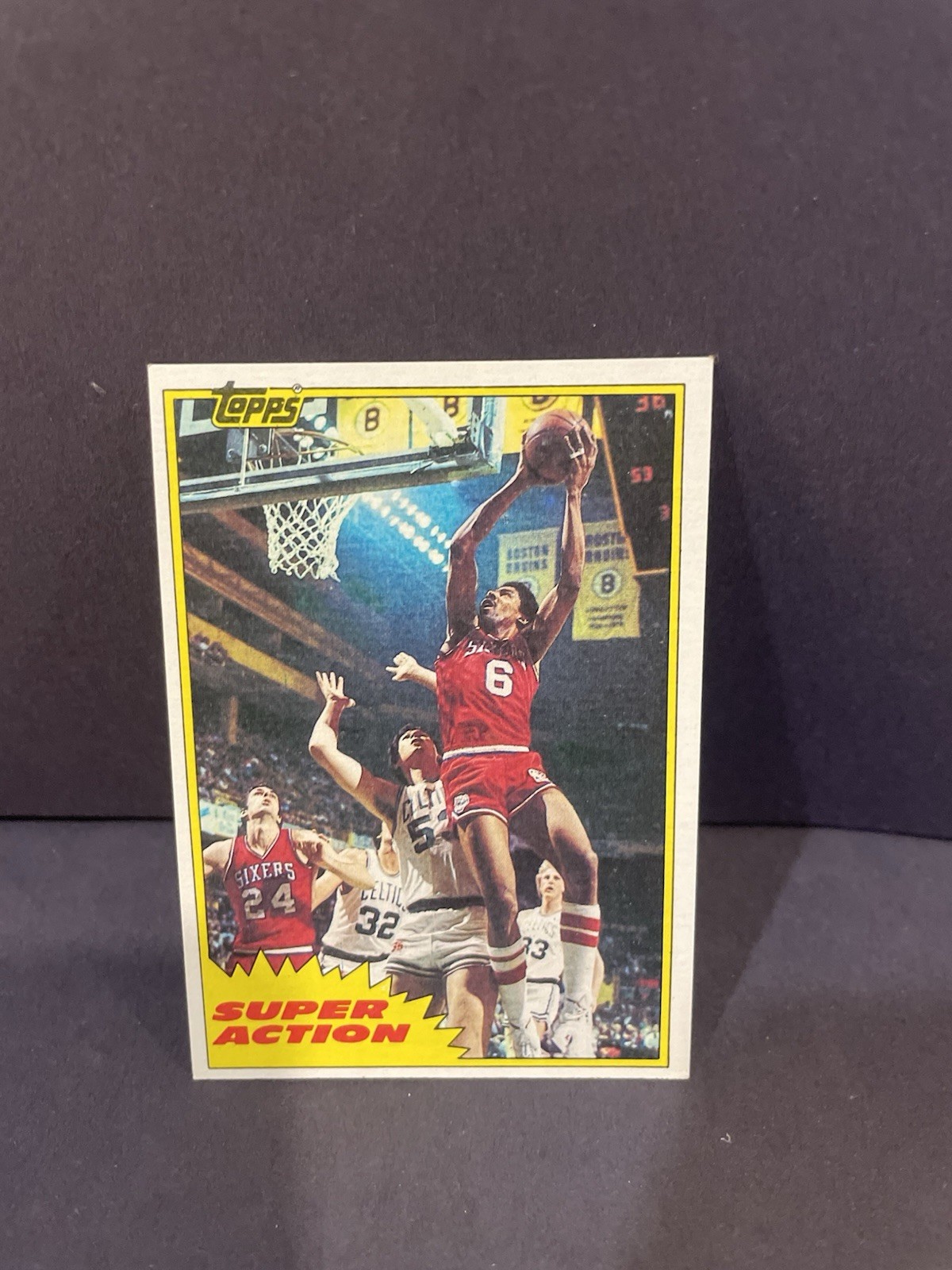 1981-82 Topps Julius Erving #104 Super Action