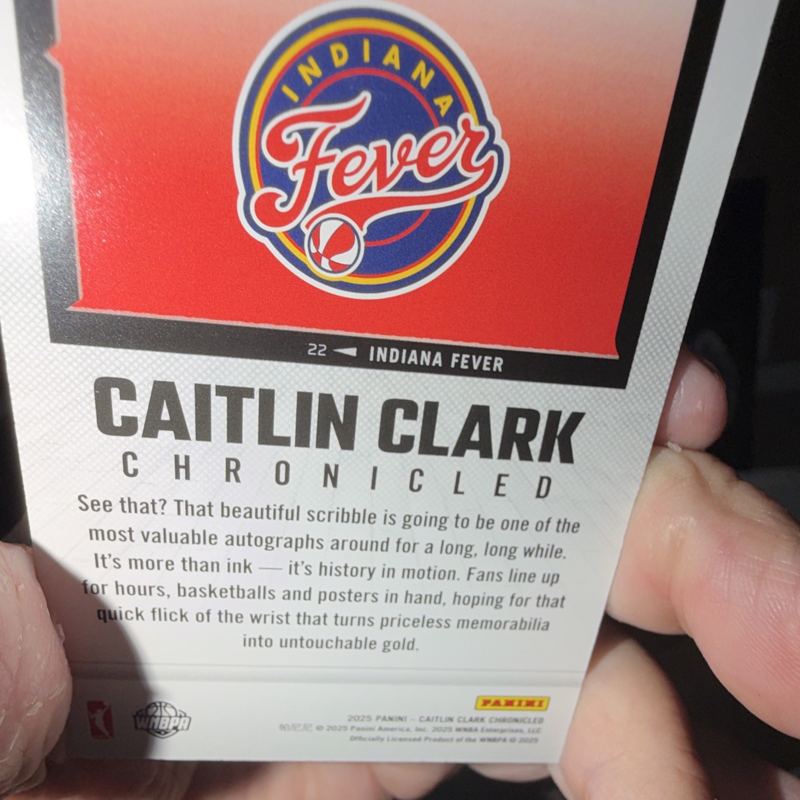 Panini 2025 Caitlin Clark Chronicled #22 Indiana Fever Sign of the Times Auto