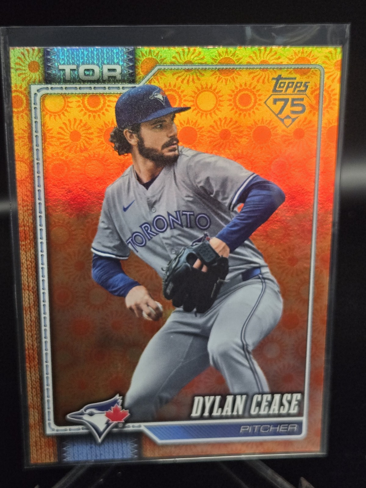 Dylan Cease 2026 Topps Series 2 #547 Holiday