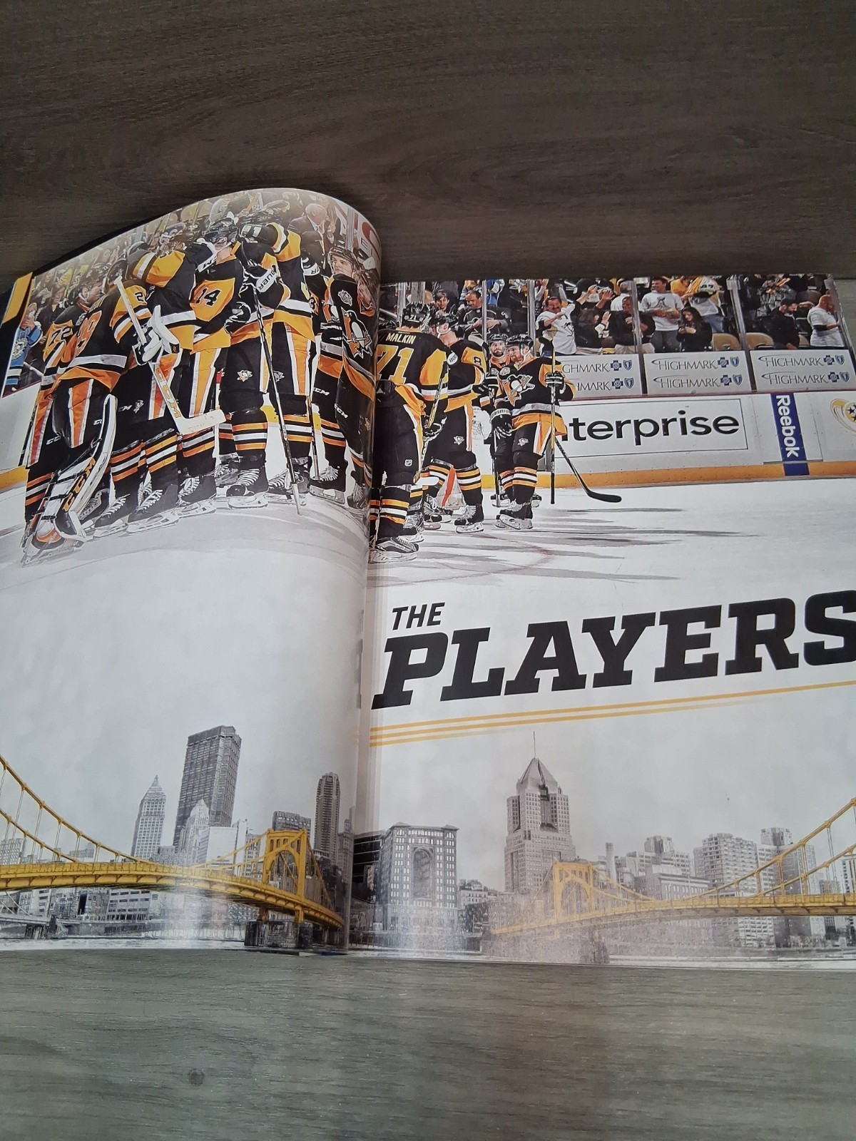 2016-2017 PITTSBURGH PENGUINS YEARBOOK – 50 Years – 1967-2017
