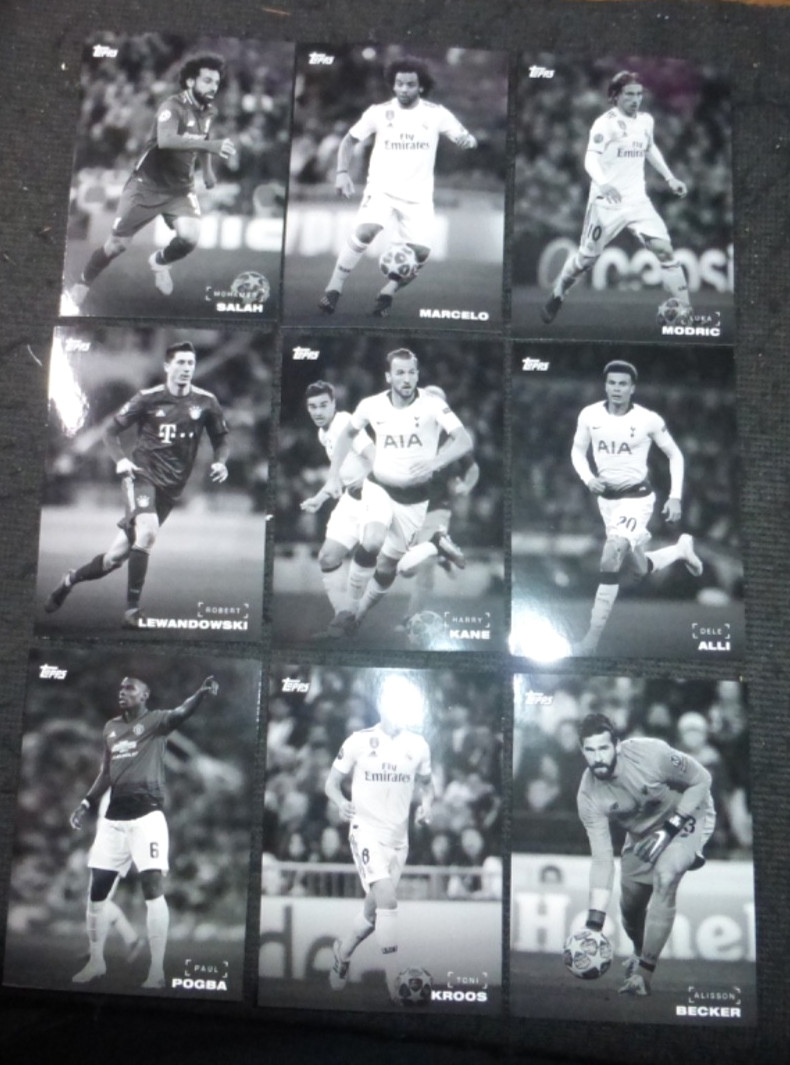 (18) 2019 TOPPS ON DEMAND UEFA CHAMPIONS LEAGUE BLACK WHITE BASE LOT SALAH KANE