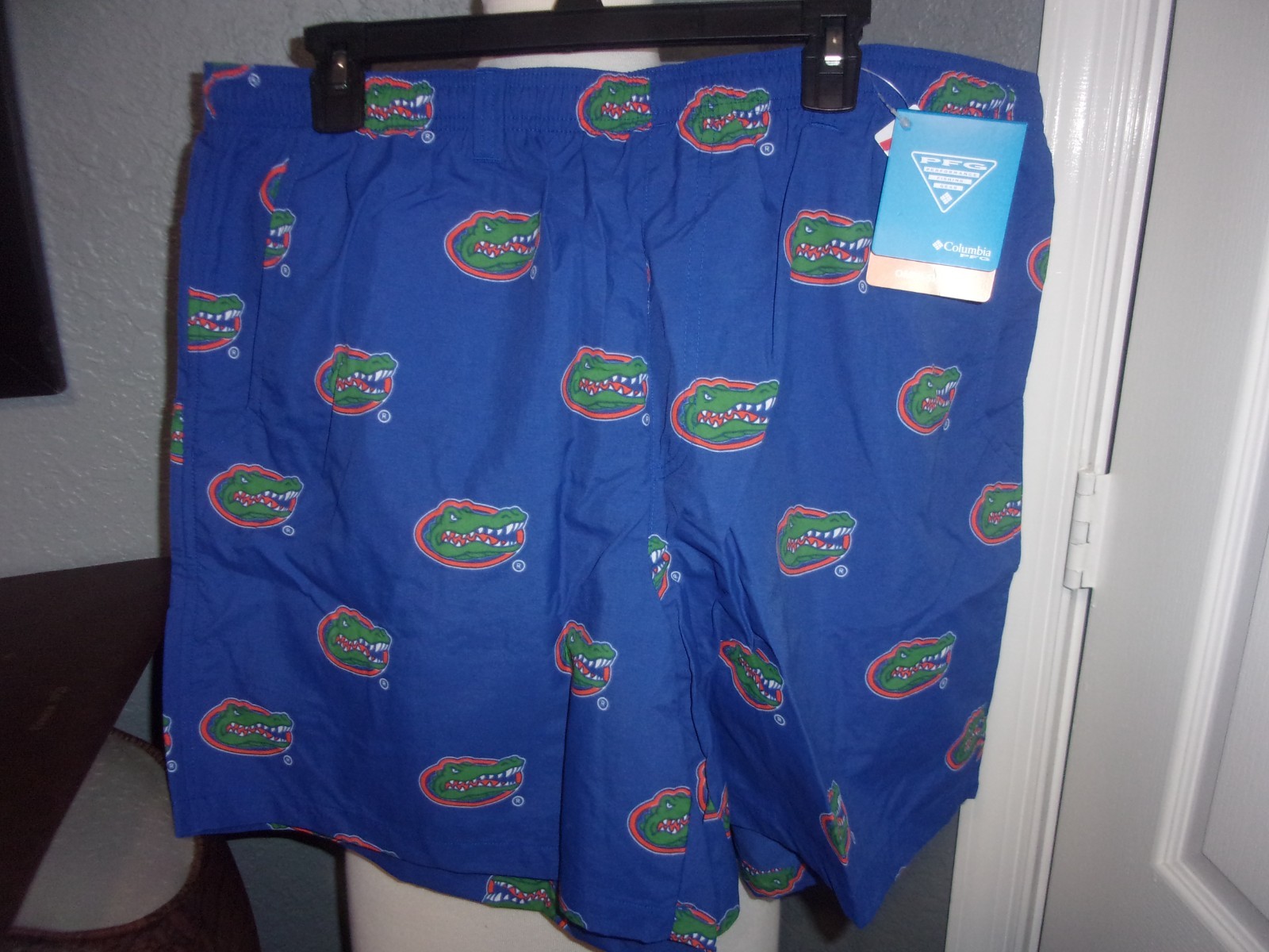Columbia Men’s NCAA Florida Gators Football Shorts Size XL