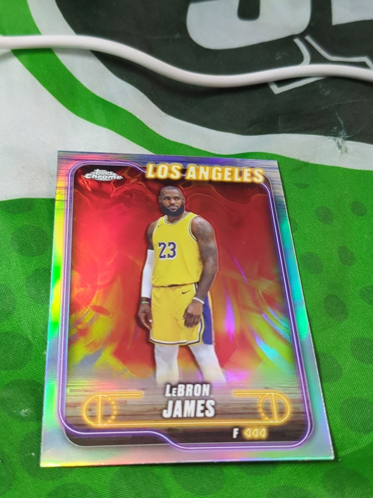2024-25 Topps Chrome – LeBron James #22 Refractor
