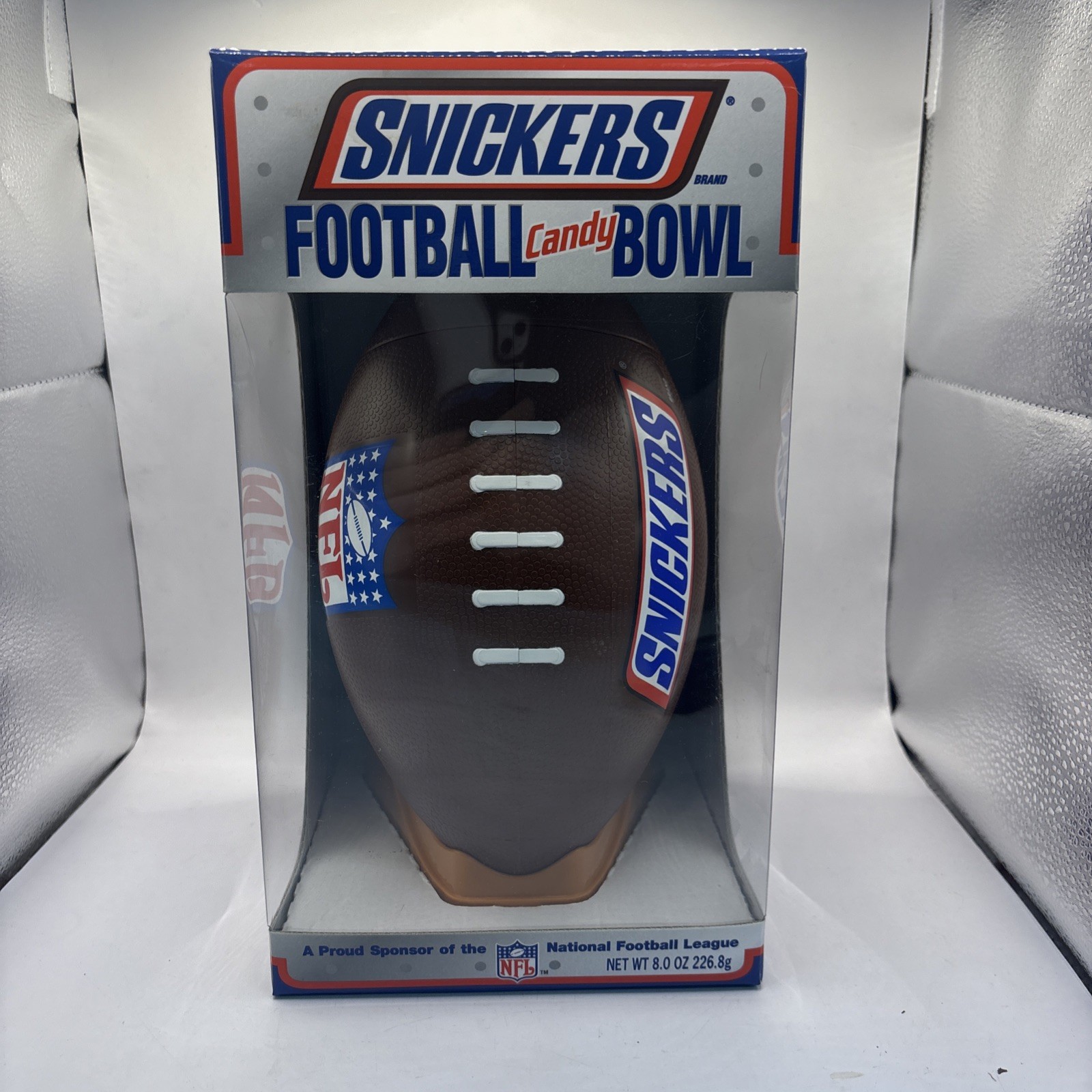 Snickers Football Candy Bowl NFL Teams with 8oz Miniatures New In Box Party Game