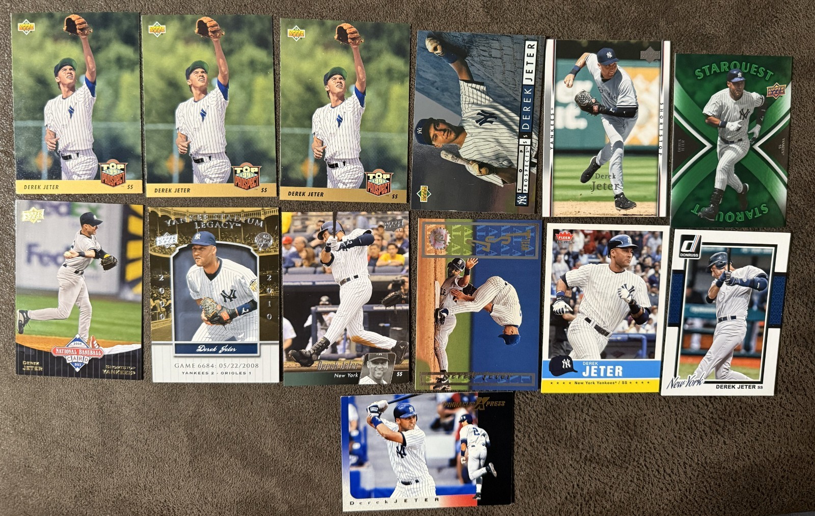 Derek Jeter- Mix MFR – Lot of 13 Cards