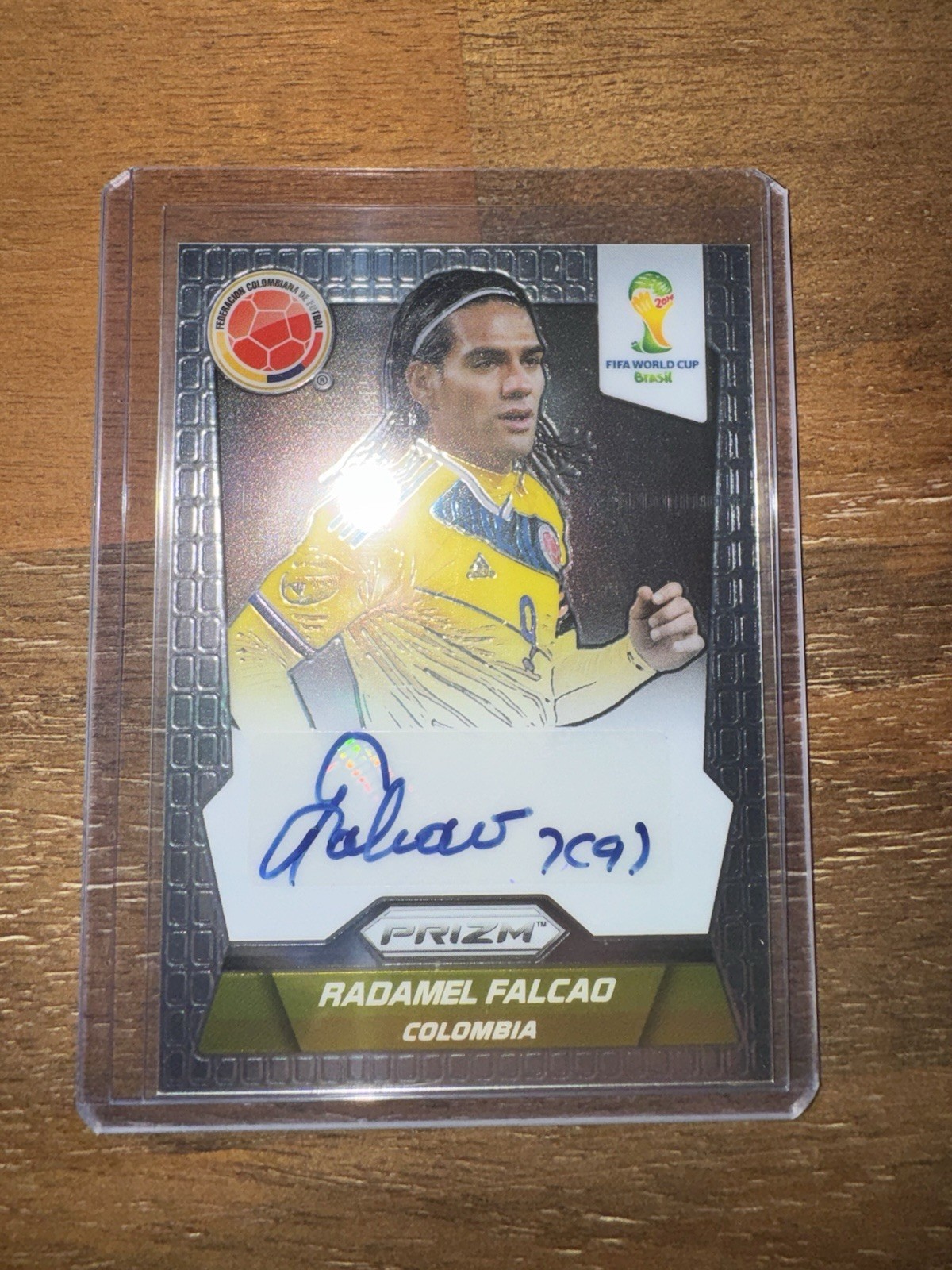 2014 Panini Prizm World Cup Radamel Falcoa Auto COLOMBIA