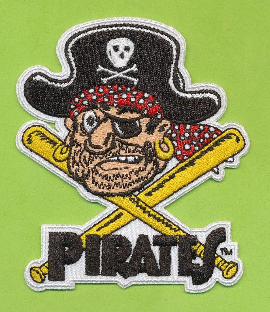 3″ x 3-3/4″ Embroidered Retro Patch – Pittsburgh Pirates (1958-66)