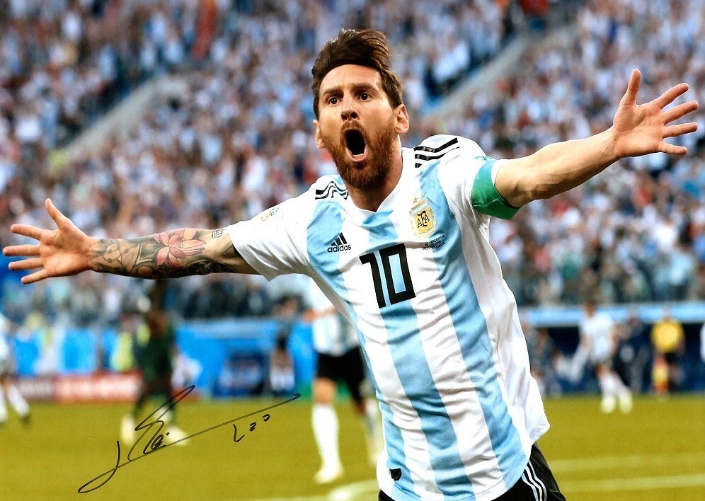 Lionel Messi Reproduction signed archival quality photo