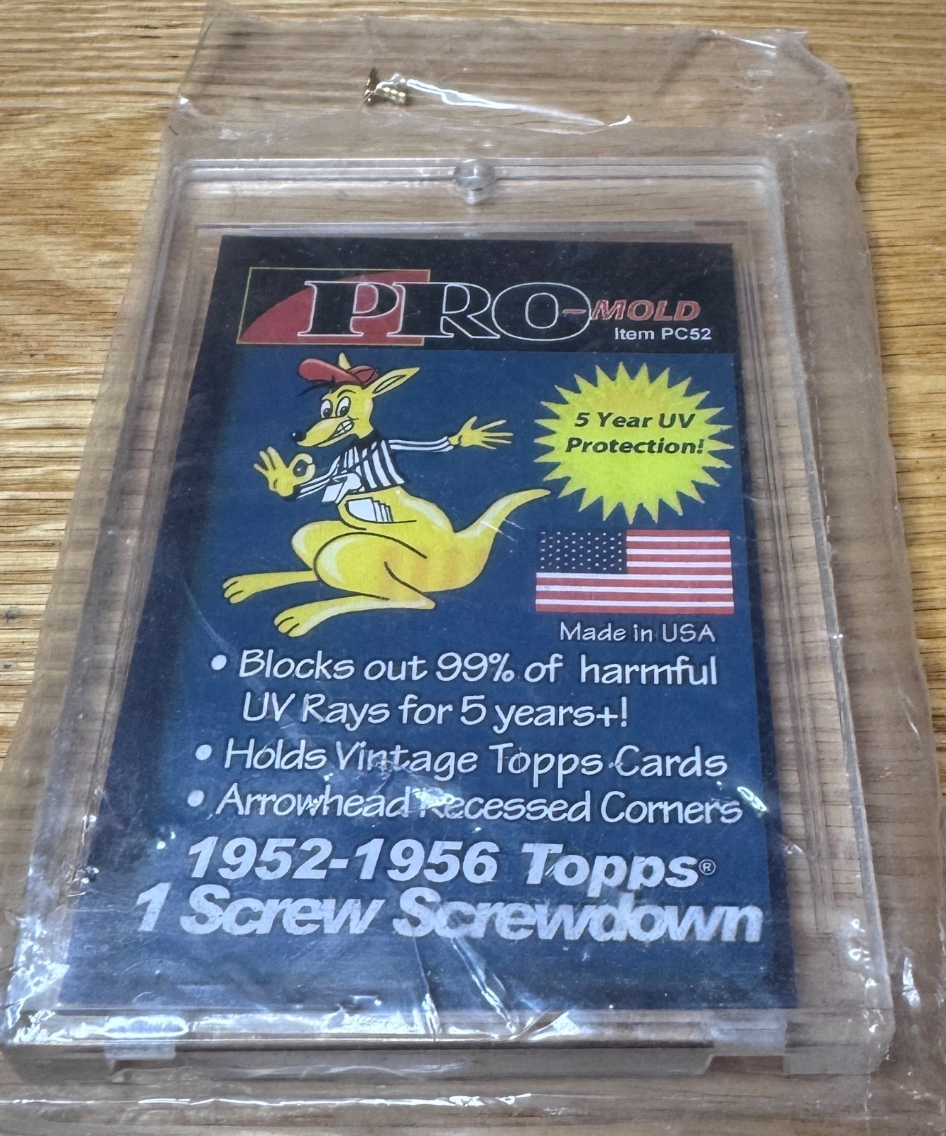 Pro Mold 1 Screw Screwdown Holder Protector Regular Card Size Arrow Corner 20 Pt