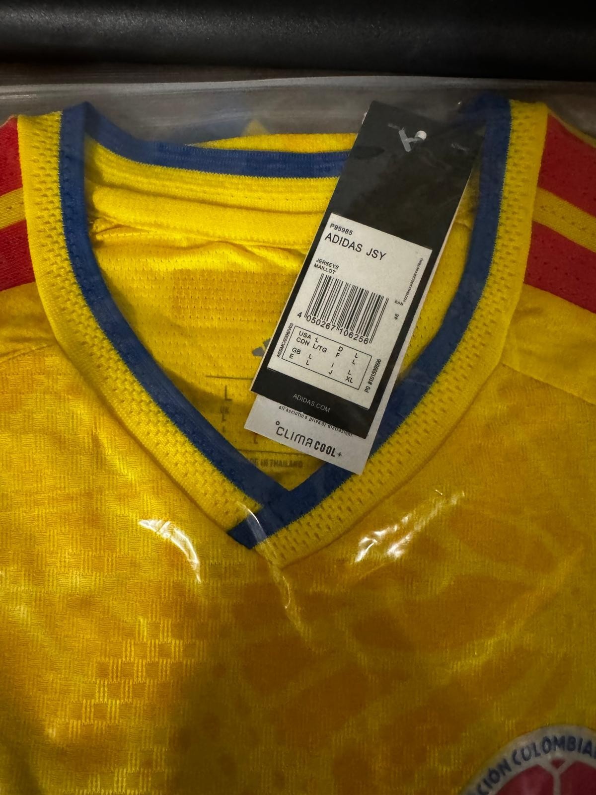Colombia SOCCER Jersey Player Version Size L