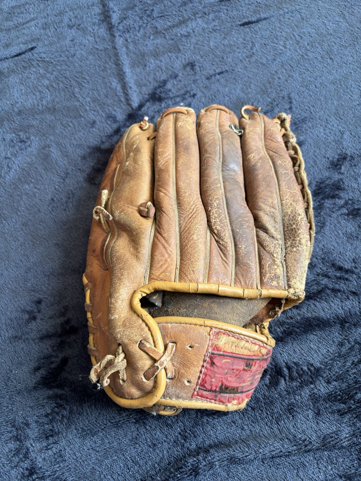 Rawlings Reggie Jackson Vintage Baseball Glove Mitt Collector’s Item Rare Decor