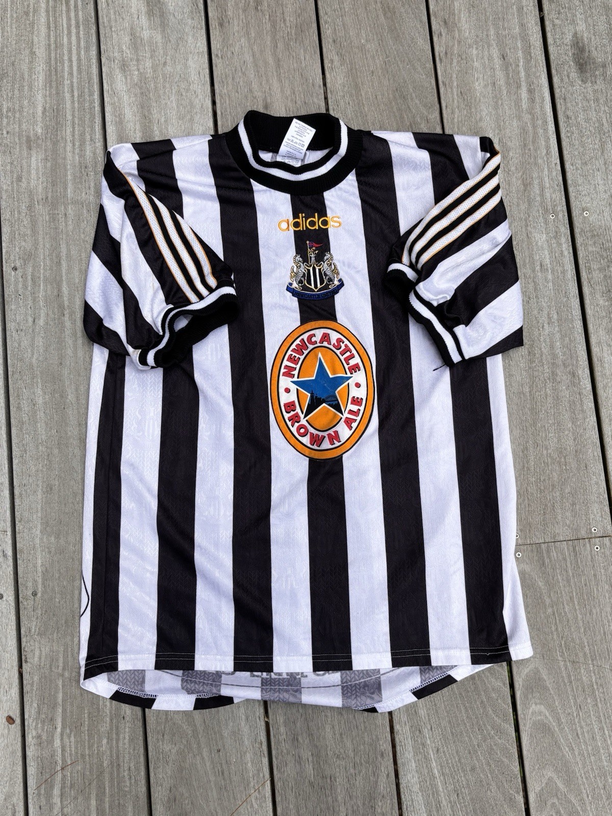 Adidas Newcastle United 1997-1999 Home Kit Size Medium