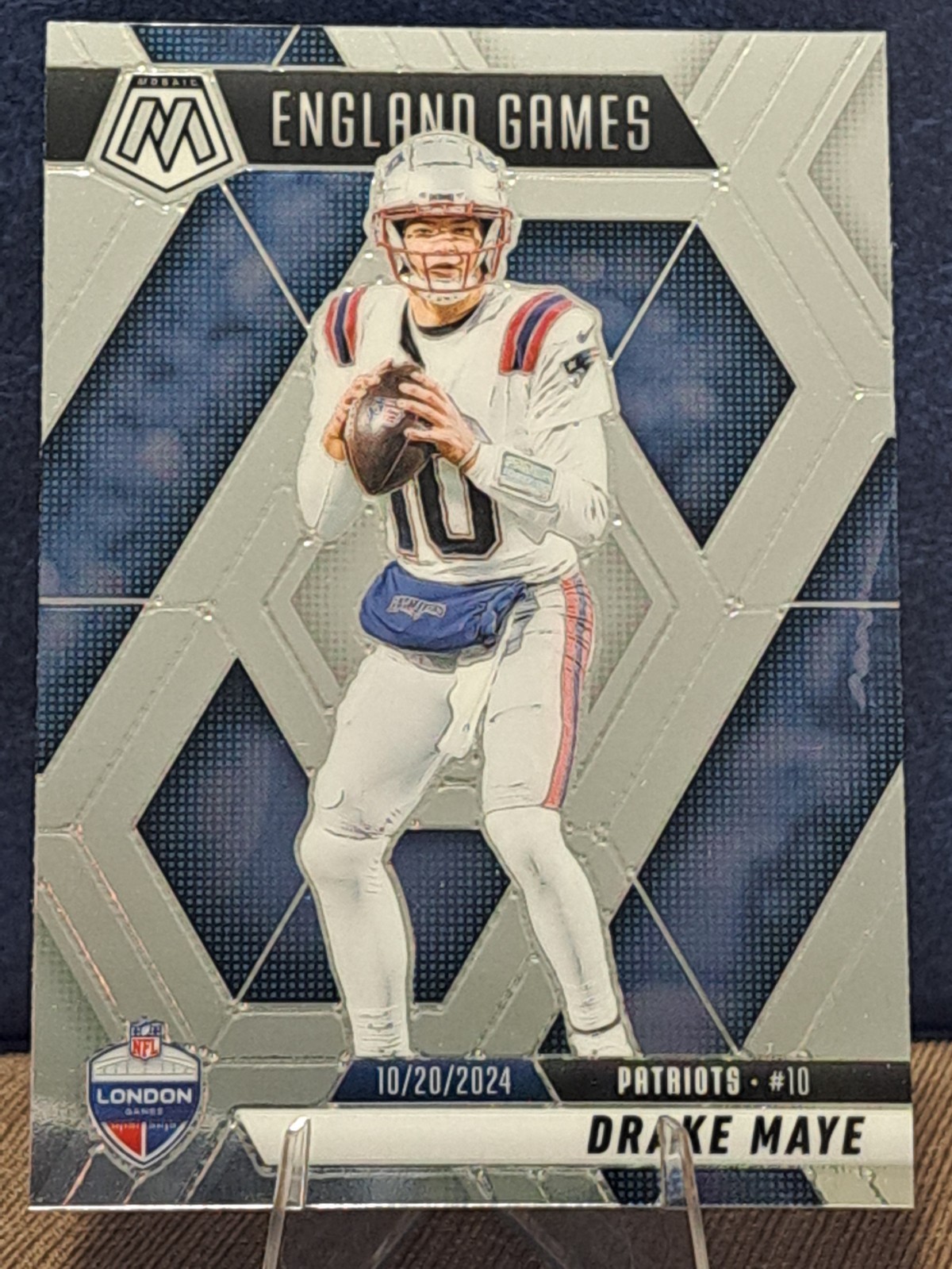 2025 Mosaic Drake Maye England Games Football Card #258 Patriots