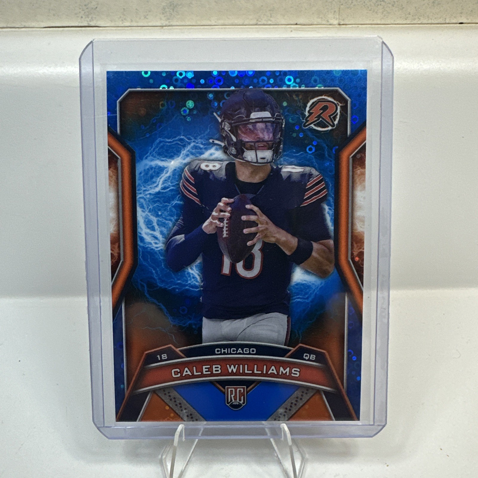 2024 Topps Resurgence – Rookies Caleb Williams #117 – Blue & Orange Spark (RC)