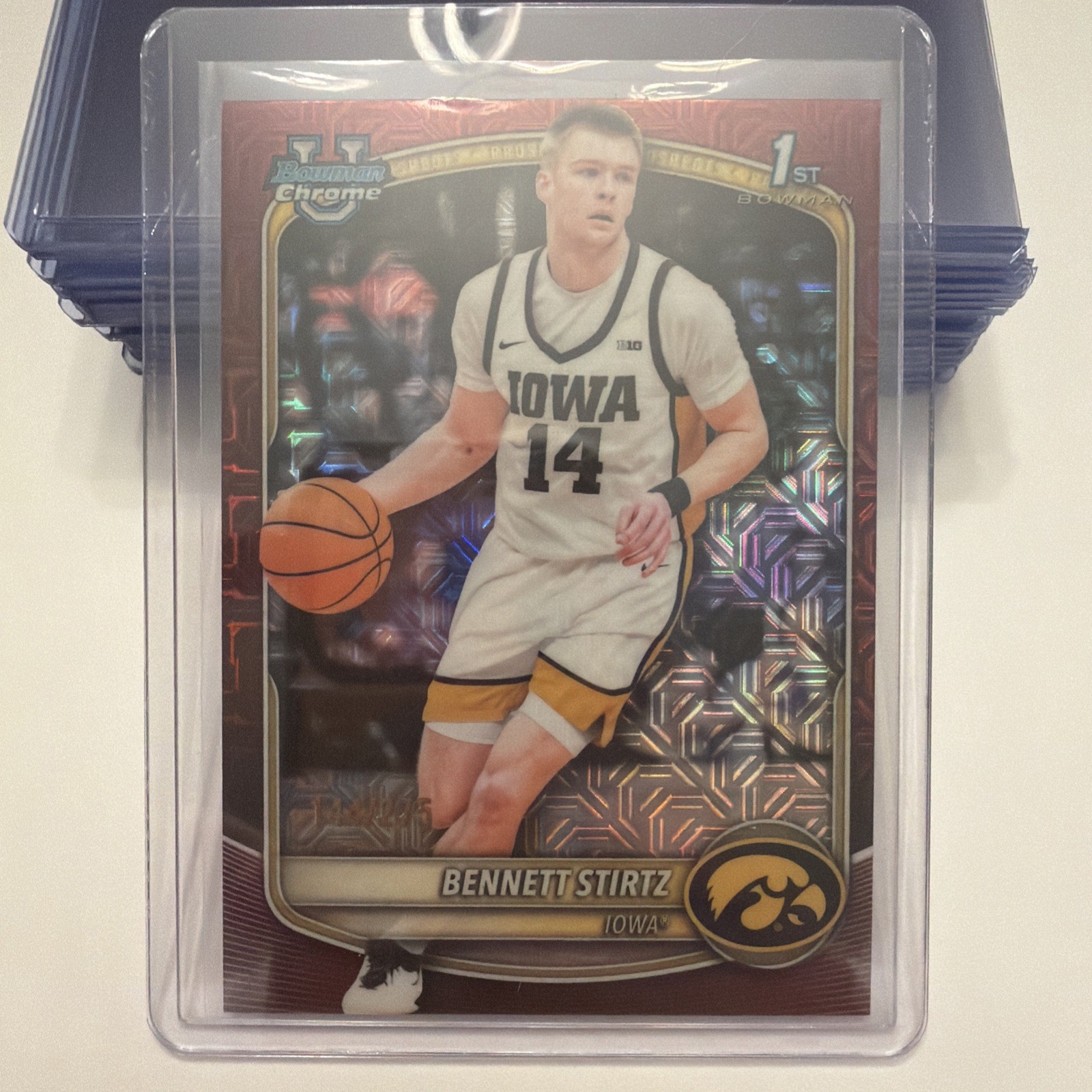 2025-26 Bowman Bennett Stirtz Burgundy Mojo Refractor /275