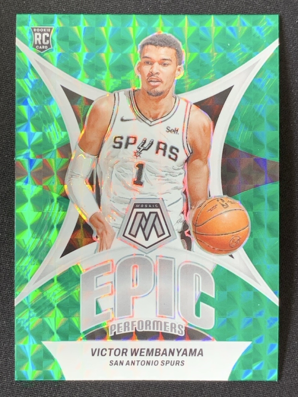 Victor Wembanyama 2023-24 Panini Mosaic Epic Performers Green Mosaic RC #12