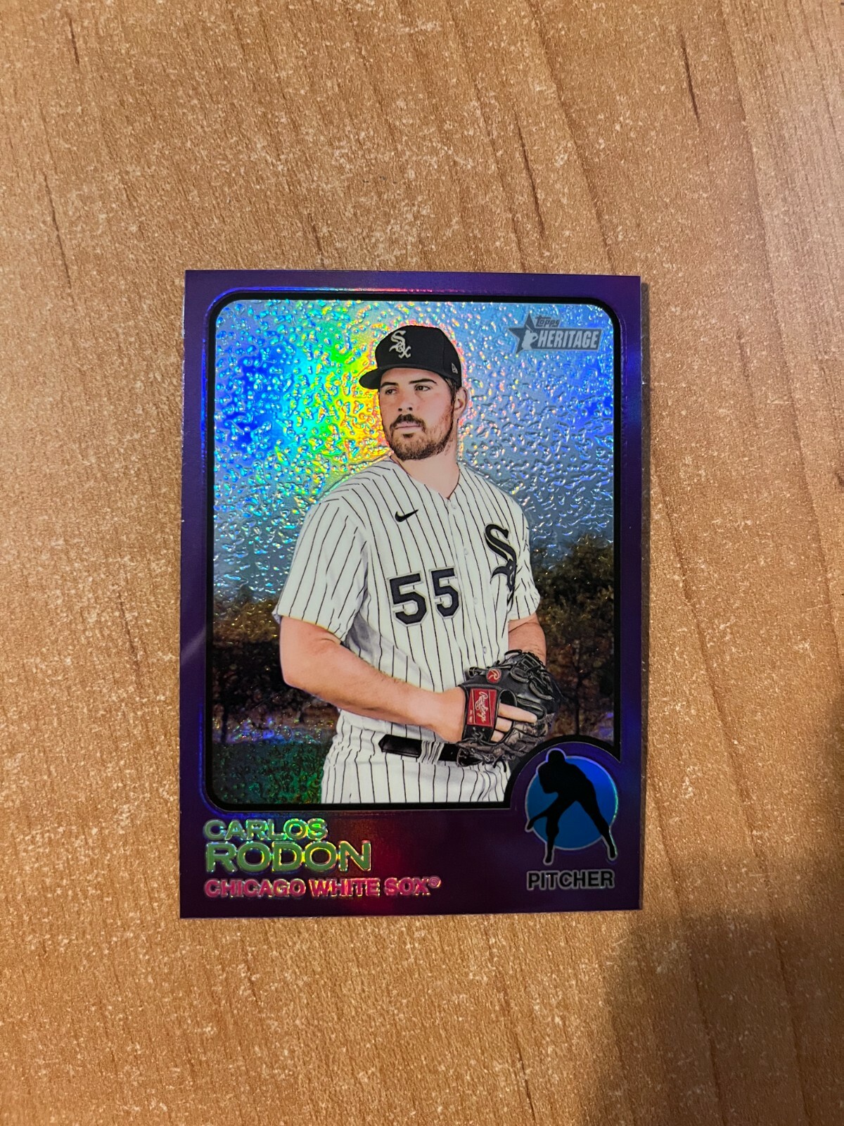 2022 Topps Heritage – Carlos Rodon – #185 Purple Chrome Refractor WHITE SOX