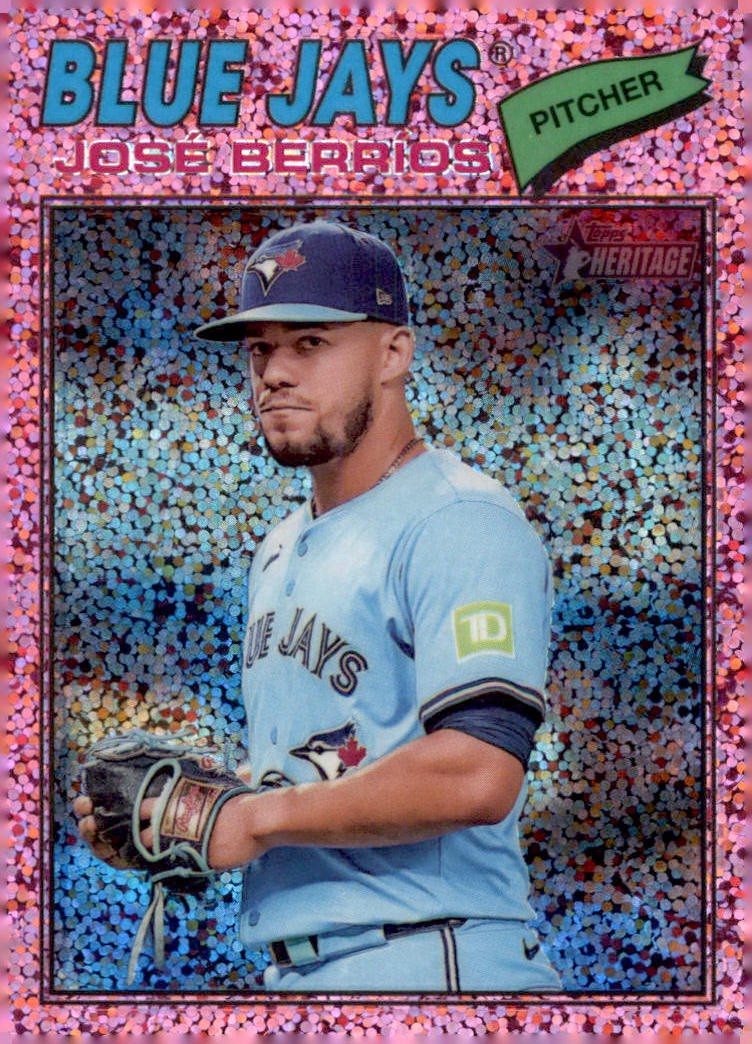 2026 Topps Heritage #56 José Berríos Chrome Pink Sparkle Refractors