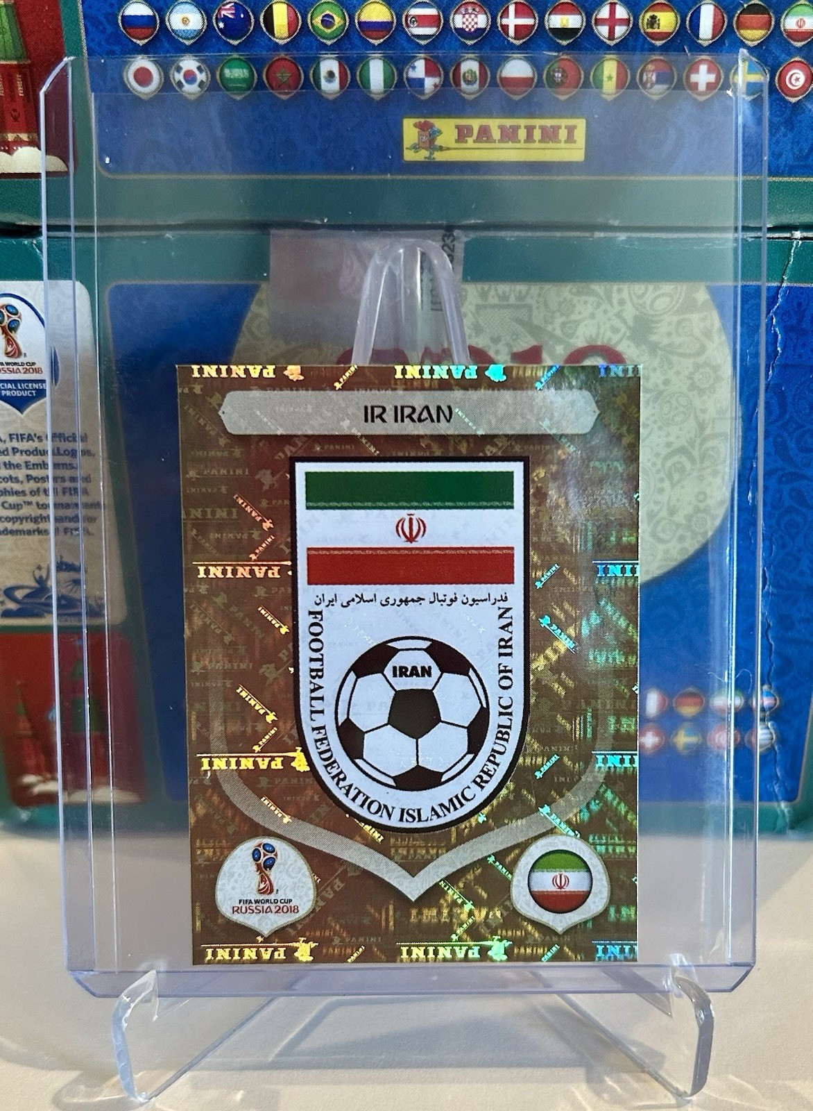 2018 panini world cup stickers Iran Team Logo Gold Foil Pink Back