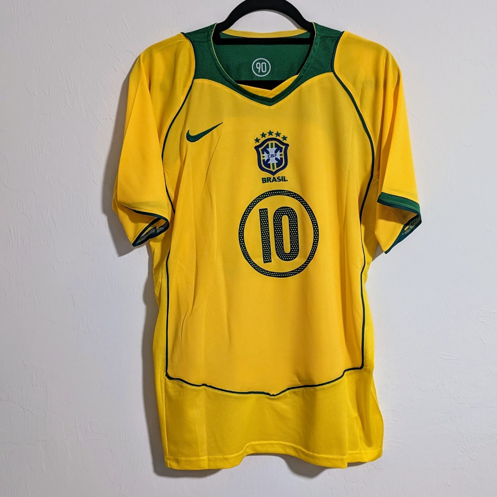 Brazil 2004 Ronaldinho Retro Jersey Men’s L