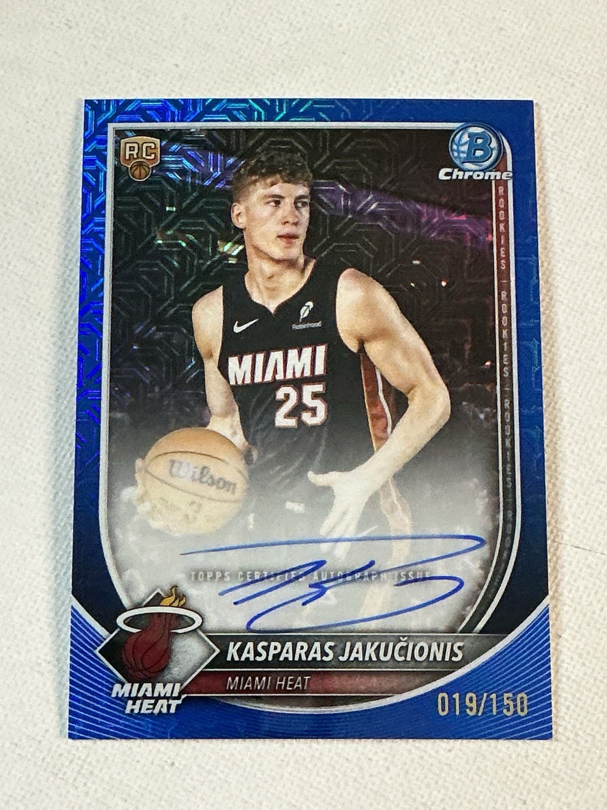 2025-26 Bowman Kasparas Jakucionis Blue Mojo Refractor On Card Auto /150 RC Buck