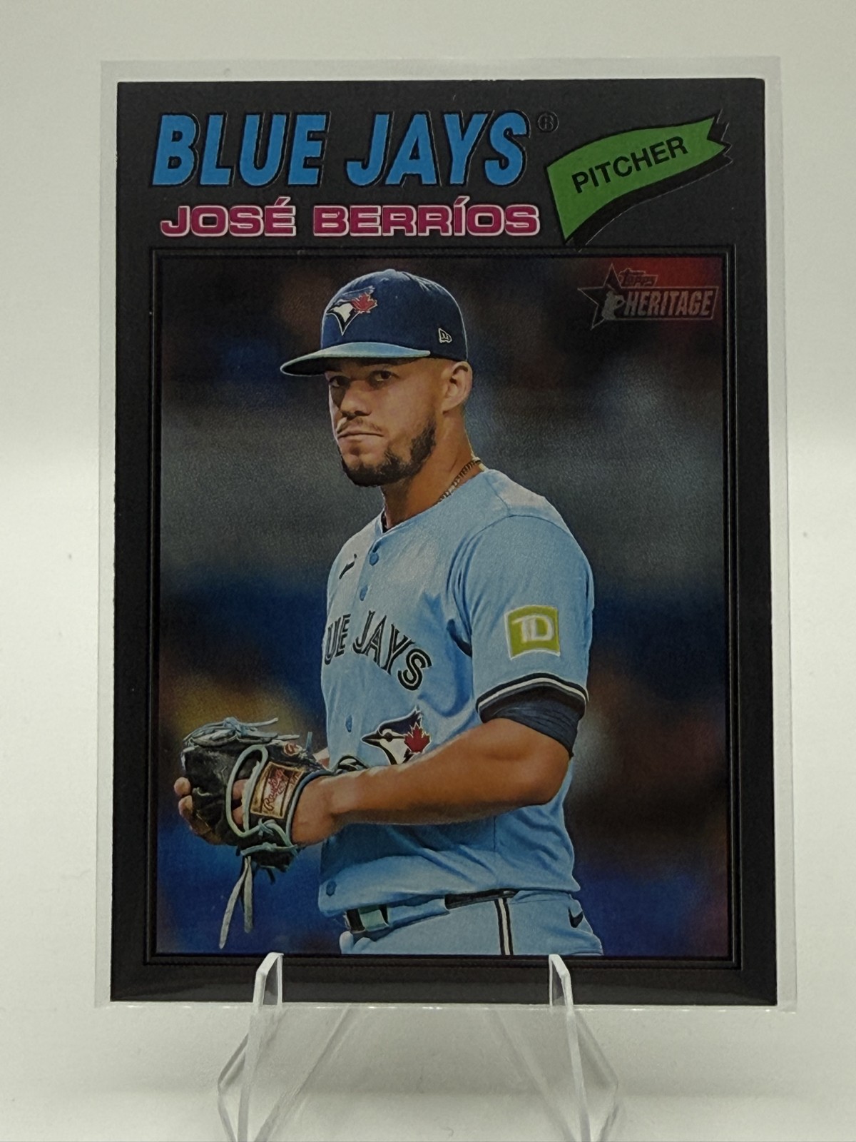 2026 Topps Heritage – José Berríos #56 Dark Gray Border