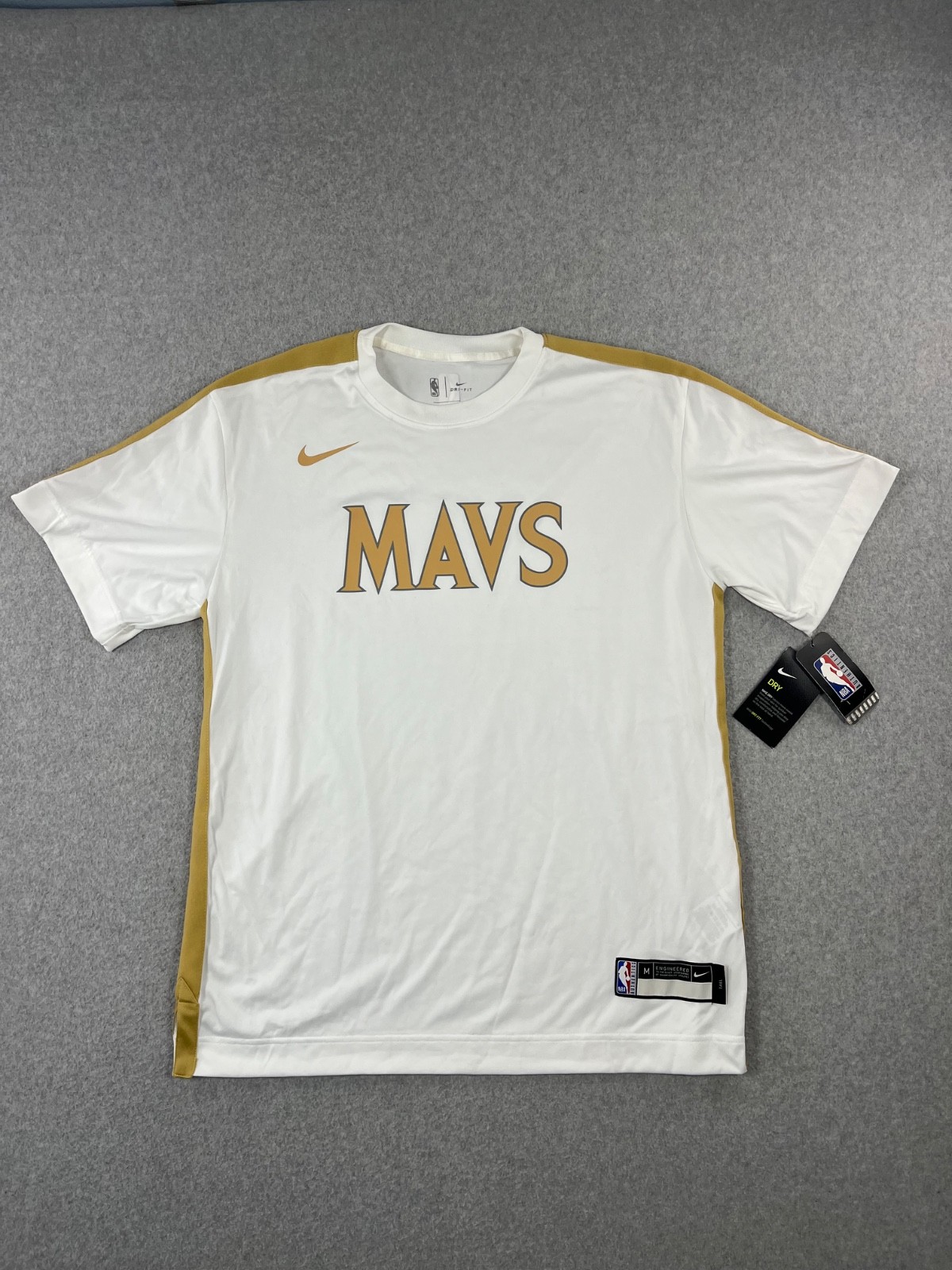 Dallas Maverick Shirt Men M Tall White City Edition Legend Wordmark Perfromance