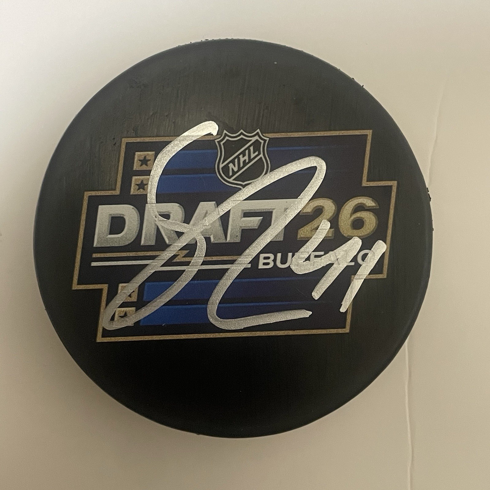 Ivar Stenberg Signed 2026 NHL Draft Puck Autographed Sweden GTP Sharks