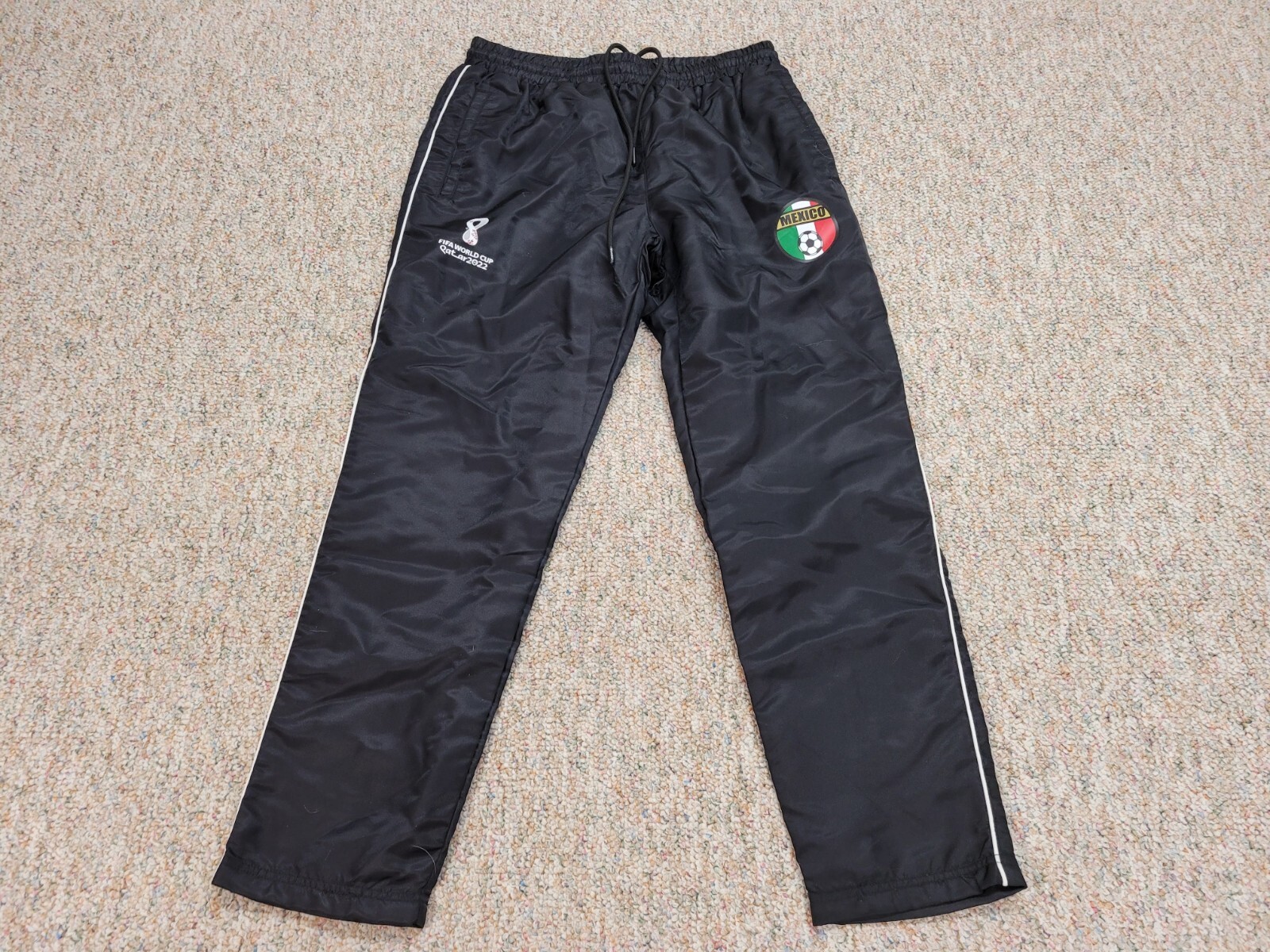 FIFA World Cup Qatar 2022 Pants Mens Medium Black Mexico Training Warmup Active