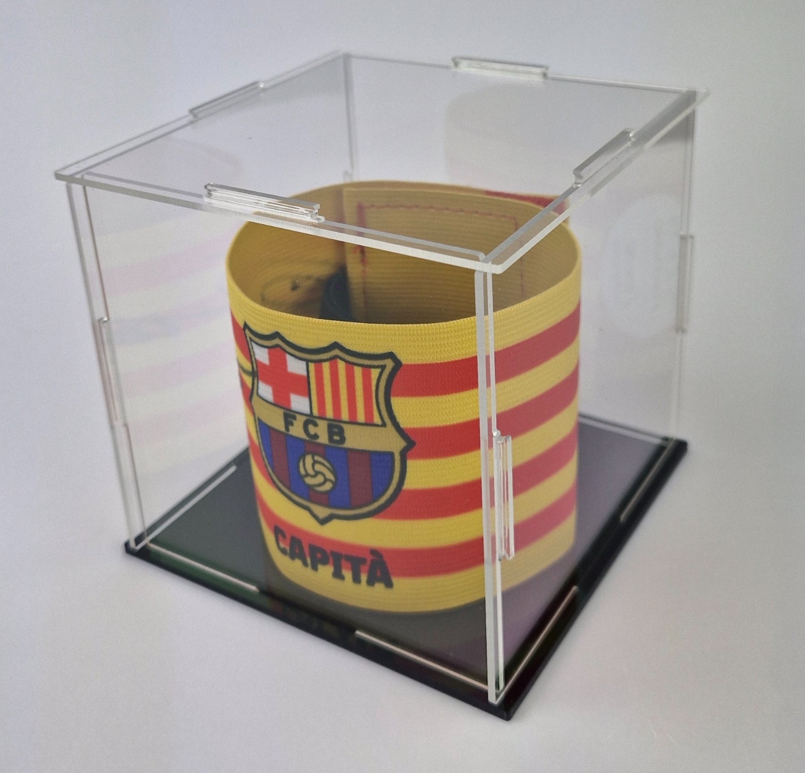 Messi Messi captain armban original Hand Signed w/coa Free shipping worldwide