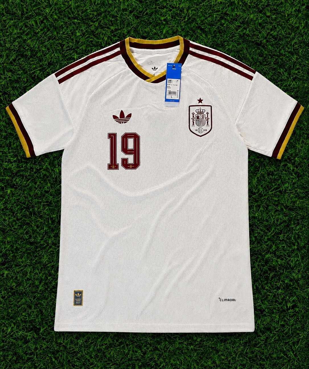Spain Lamine Yamal #19 Soccer Jersey Unisex Adult L