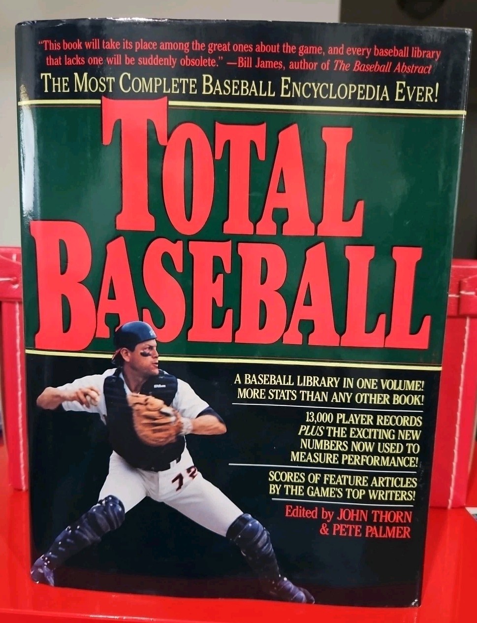 1989 Total Baseball – Hardcover Baseball Encyclopedia  John Thorn & Pete Palmer