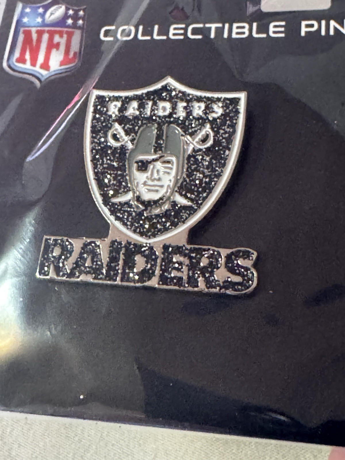 Las Vegas Raiders ✨ GLITTER ✨ Pin NFL Licensed