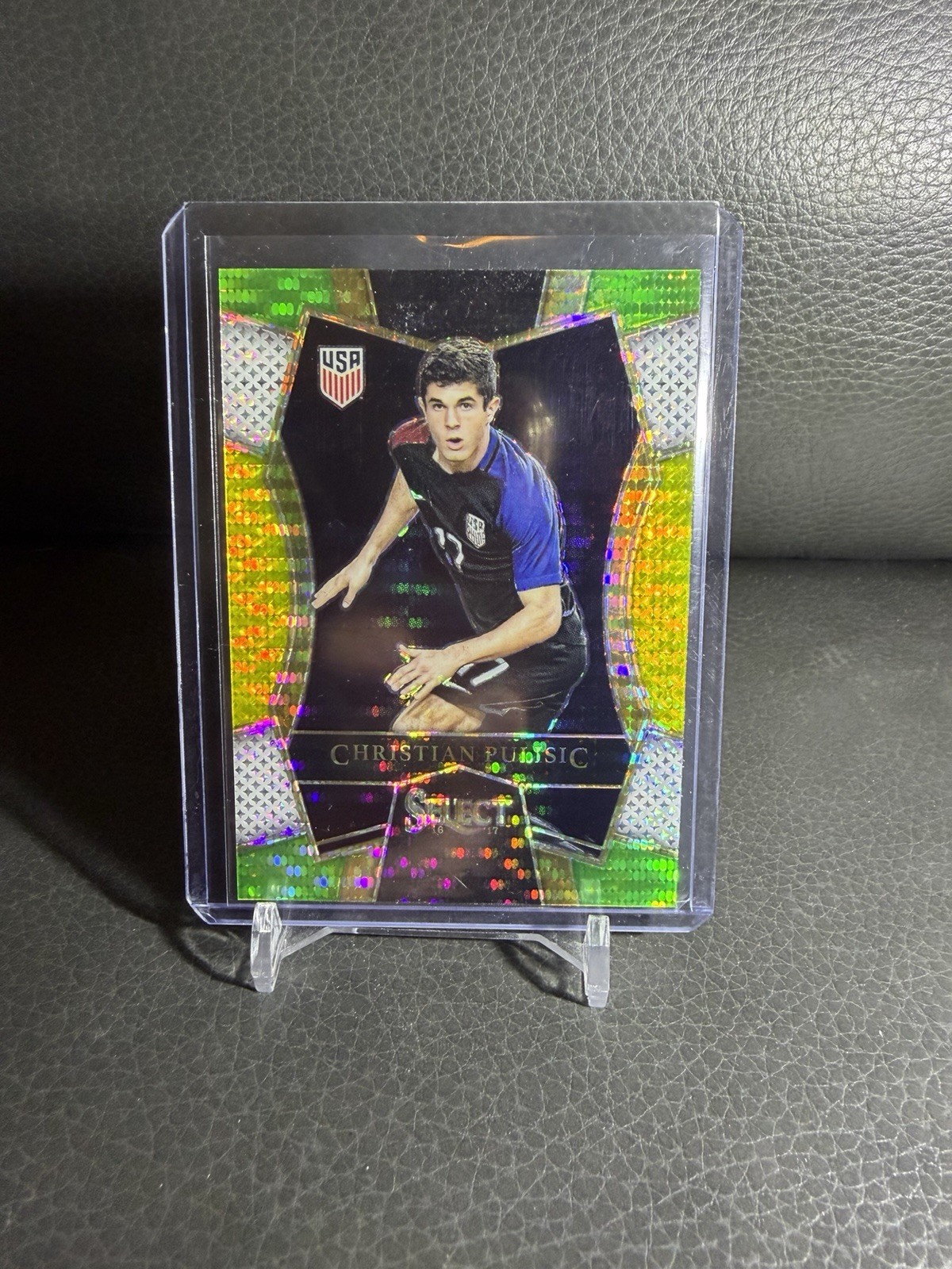 Christian Pulisic 2016 Panini Select Mezzanine #150 Multi-Color Prizm Rookie USA