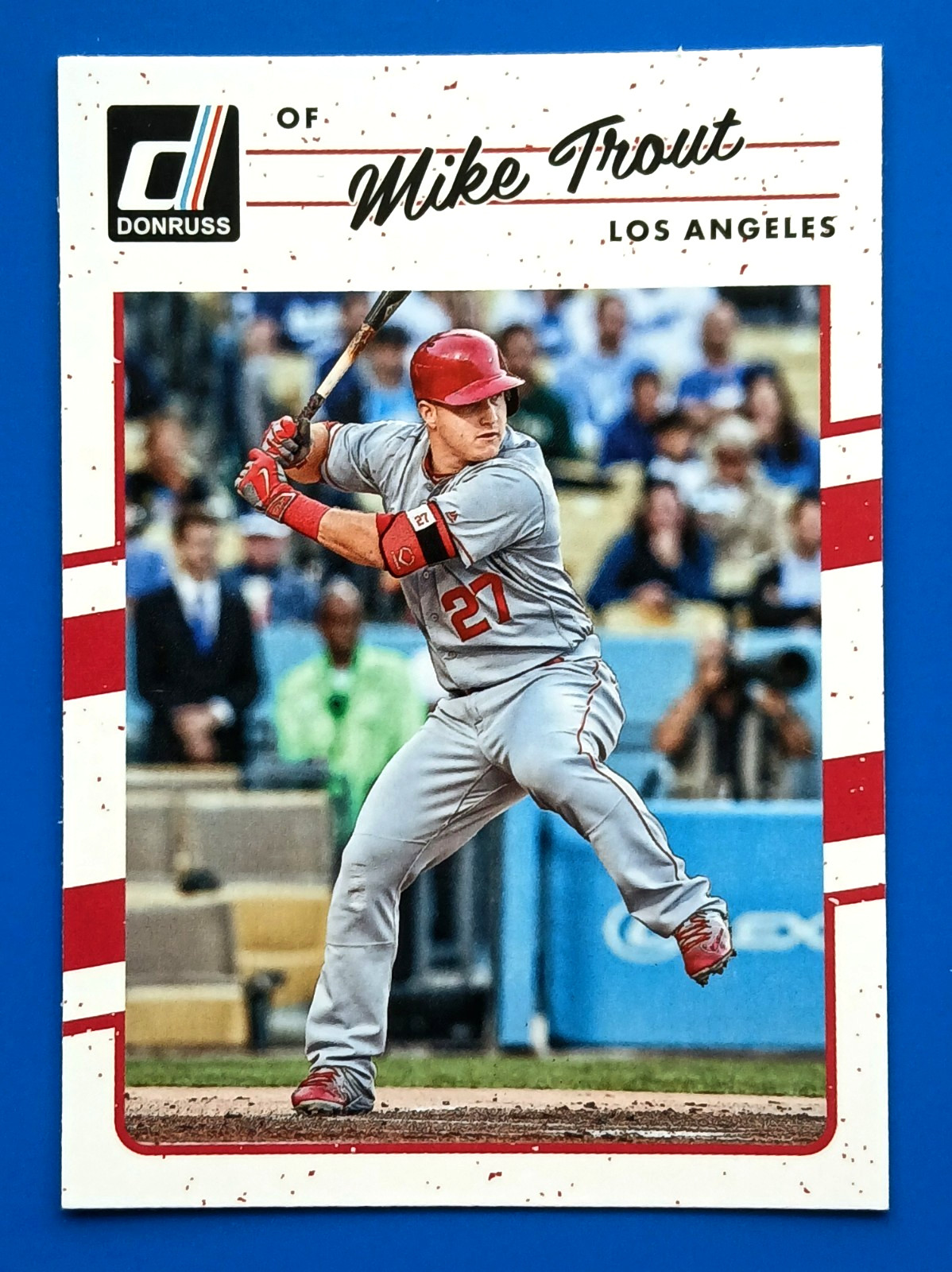 2017 Donruss #104 Mike Trout Base Batting & SP Clapping Variations * Short Print