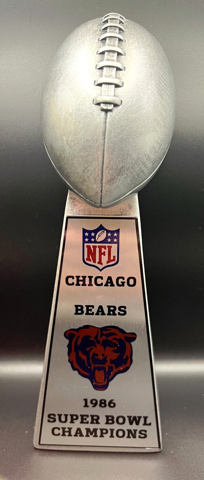 10″ CHICAGO BEARS SUPER BOWL TROPHY LOMBARDI STYLE SILVER TONE HVY RESIN