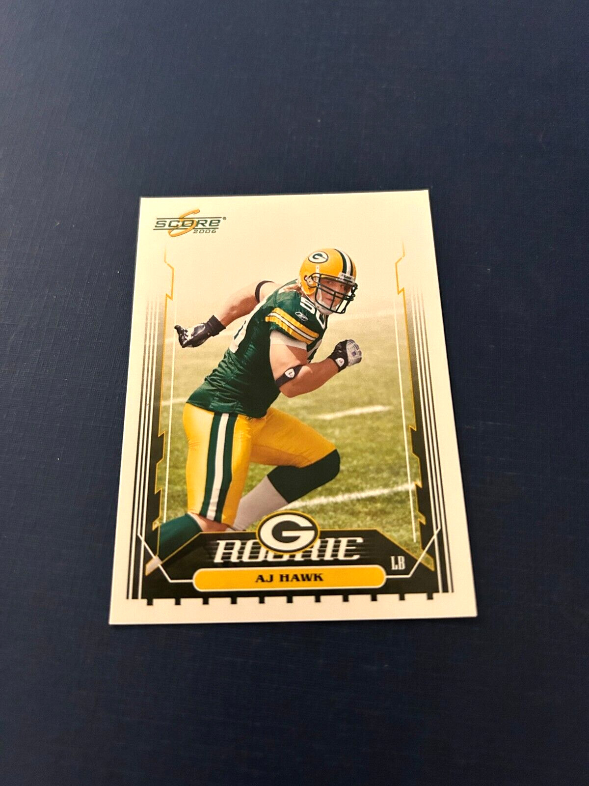 2006 Score Football AJ Hawk Rookie Card #373 NM