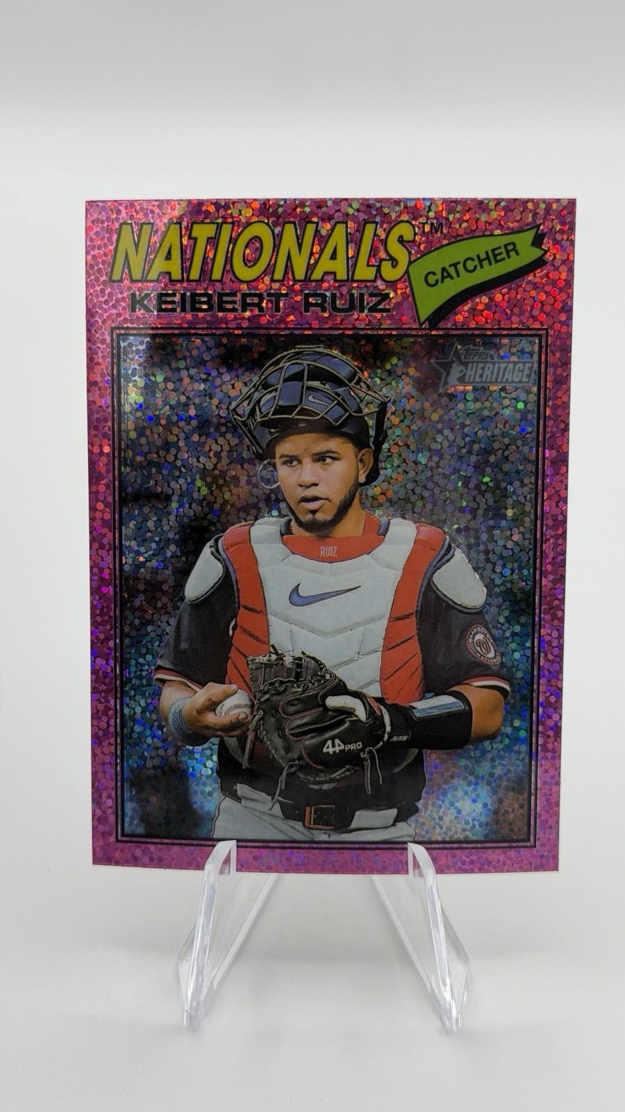 2026 Topps Heritage – Keibert Ruiz #201 Pink Sparkle Refractor