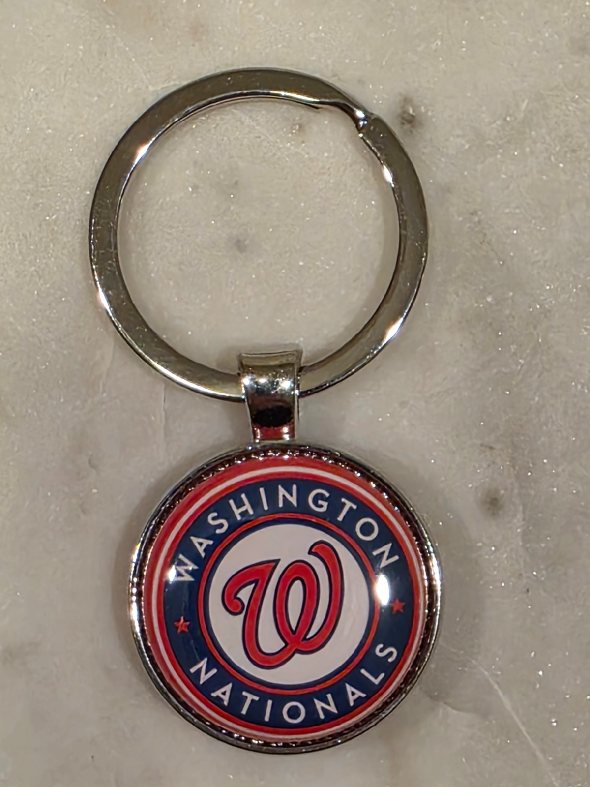 MLB Keychains 2 Sided Pendants (AL & NL East)