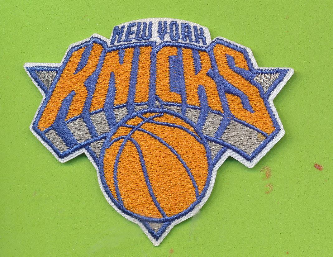 2-1/2″ x 3″ Circular Embroidered Iron On Patch – New York Knicks