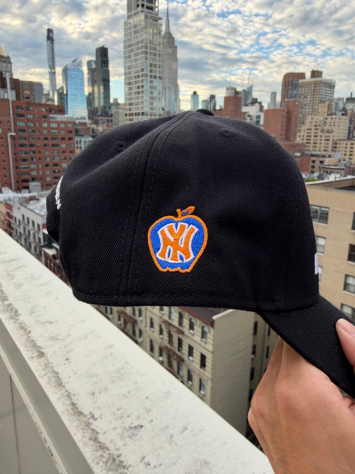 KNICKS 2026 Championship Snapback Madison Square Garden Edition – RARE