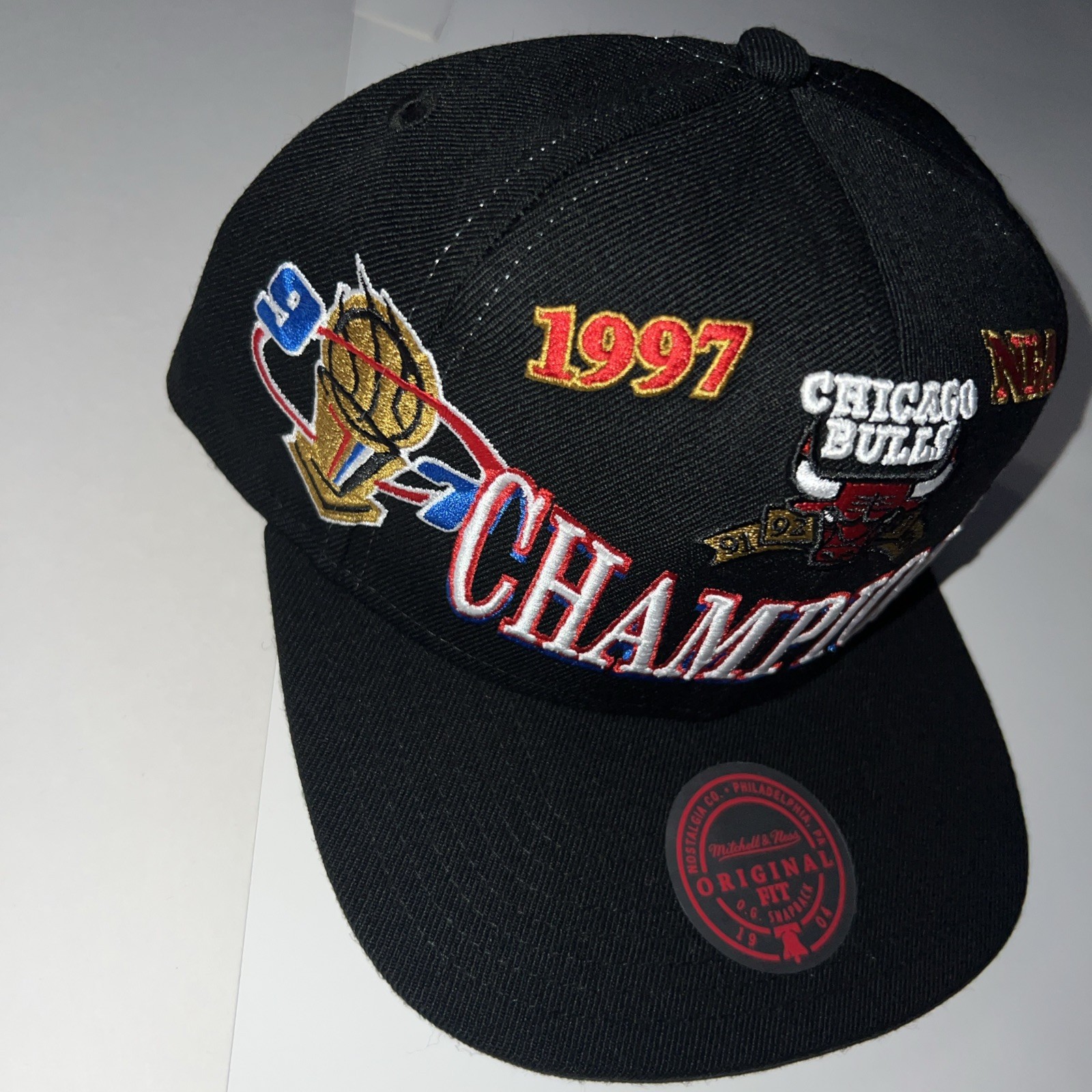 Mitchell & Ness Chicago Bulls 1997 Champions Snapback Hat Cap Jordan NEW
