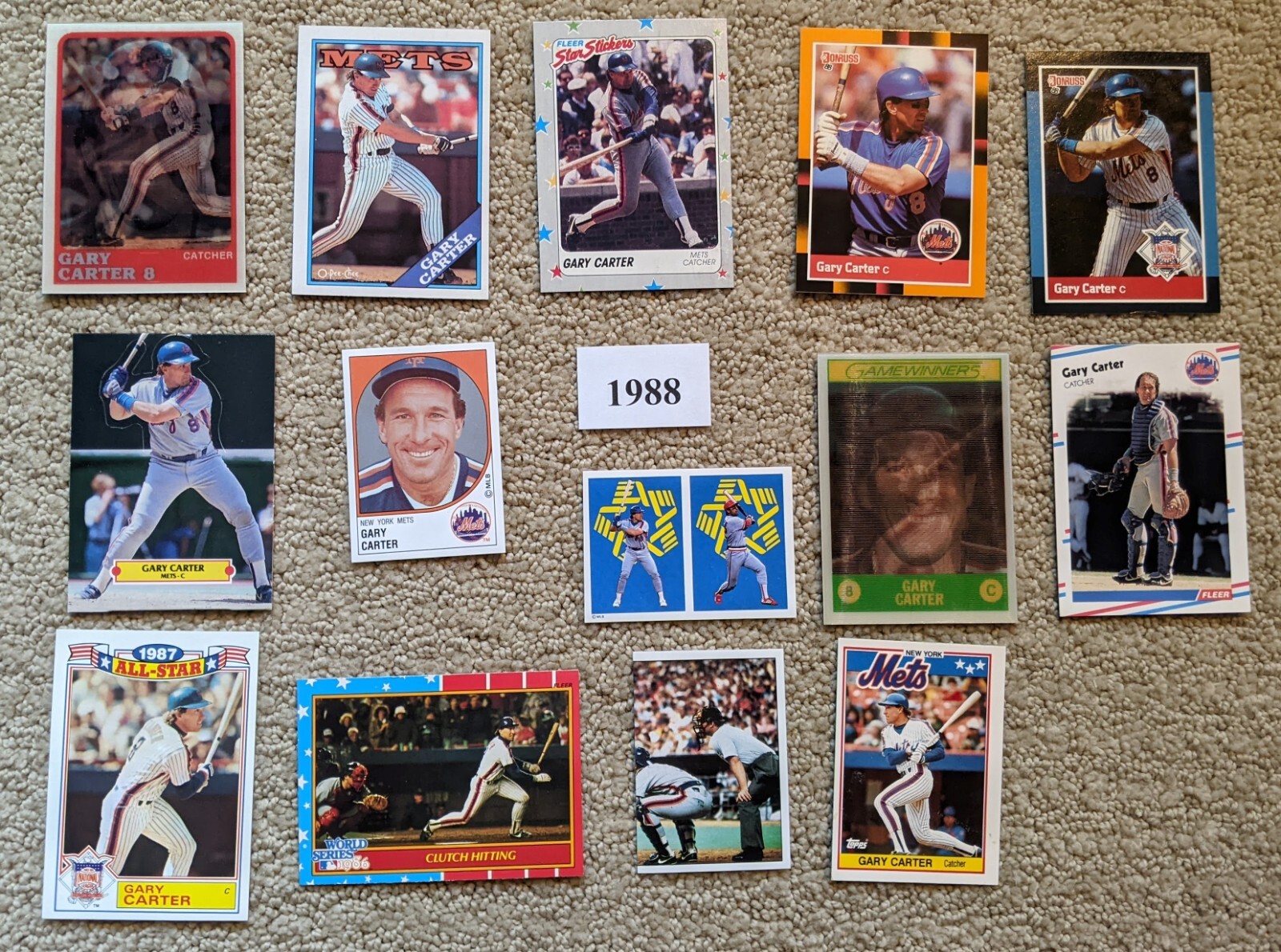 U Pick from over 200 different Gary Carter items – Oddball & More