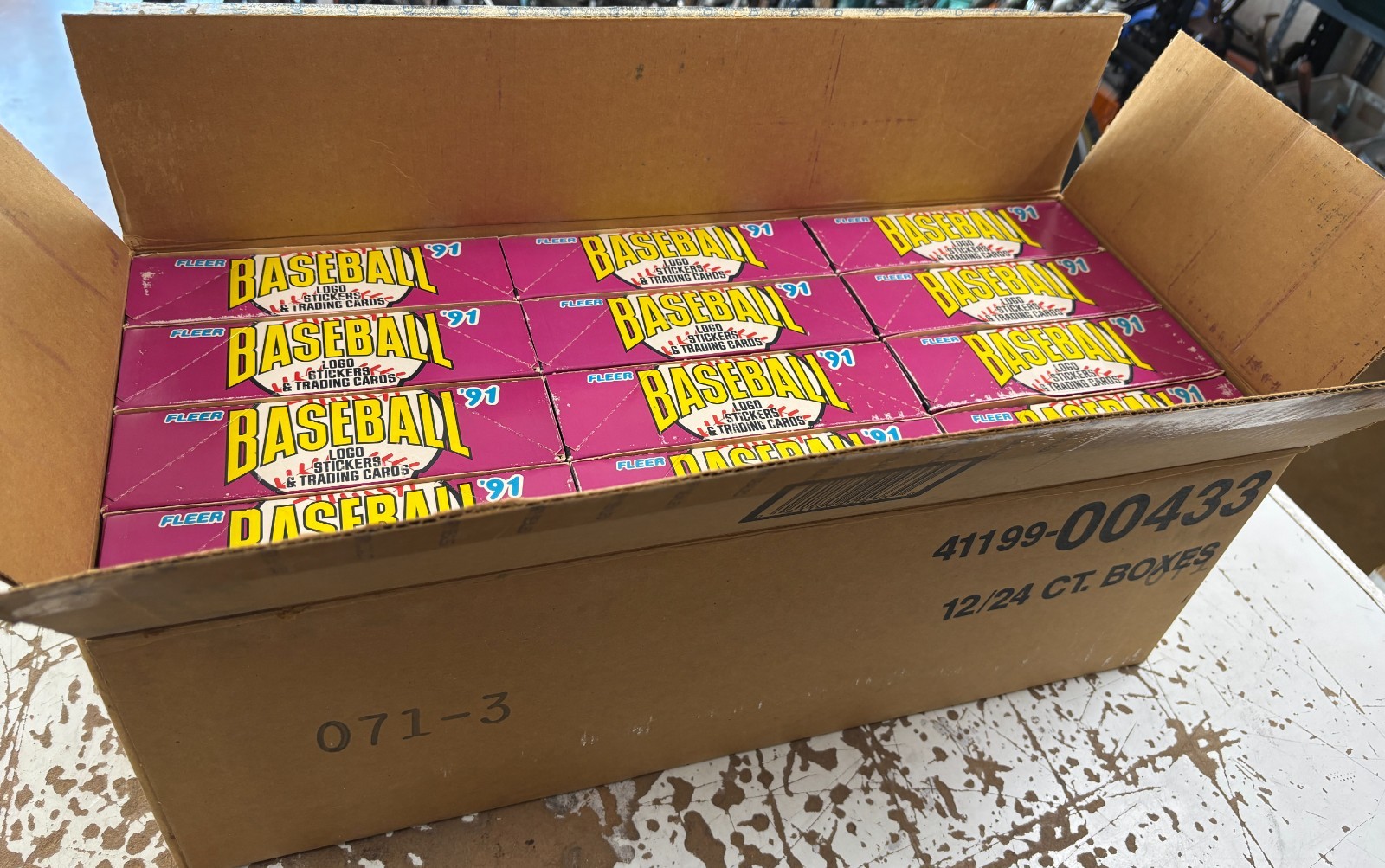1991 Fleer Baseball Jumbo Box 24 Factory Sealed Packs, 30 Cards per pack