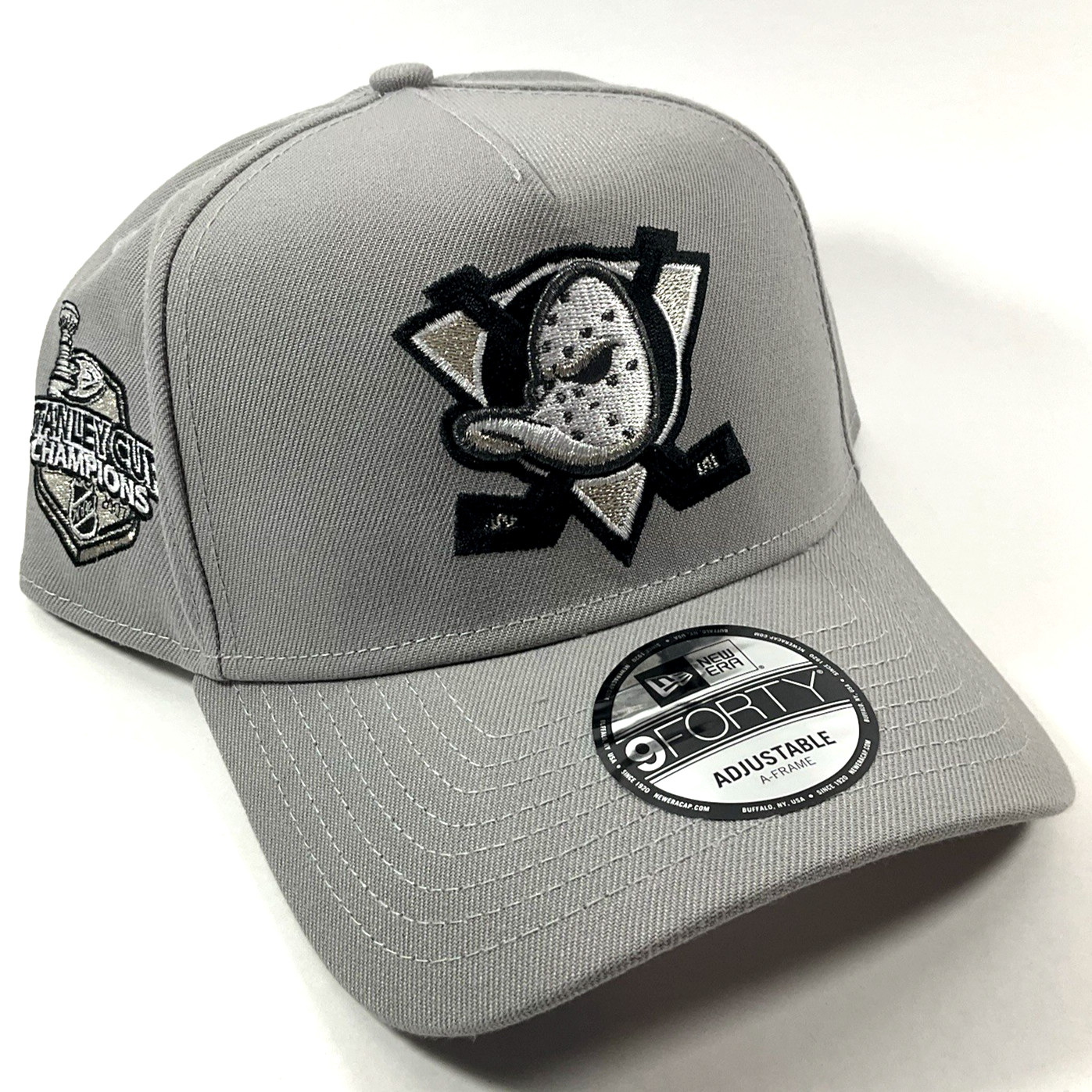 New Era Anaheim Ducks Exclusive Gray Silver Blk 9FORTY A-Frame Snapback Hat Cap