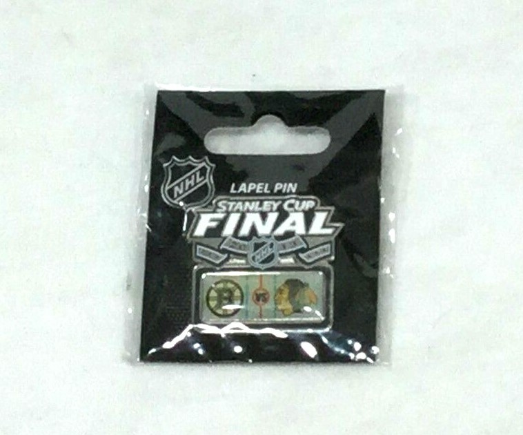 2013 Stanley Cup Finals Duel Logo Pin Boston Bruins Chicago Blackhawks FREESHIP
