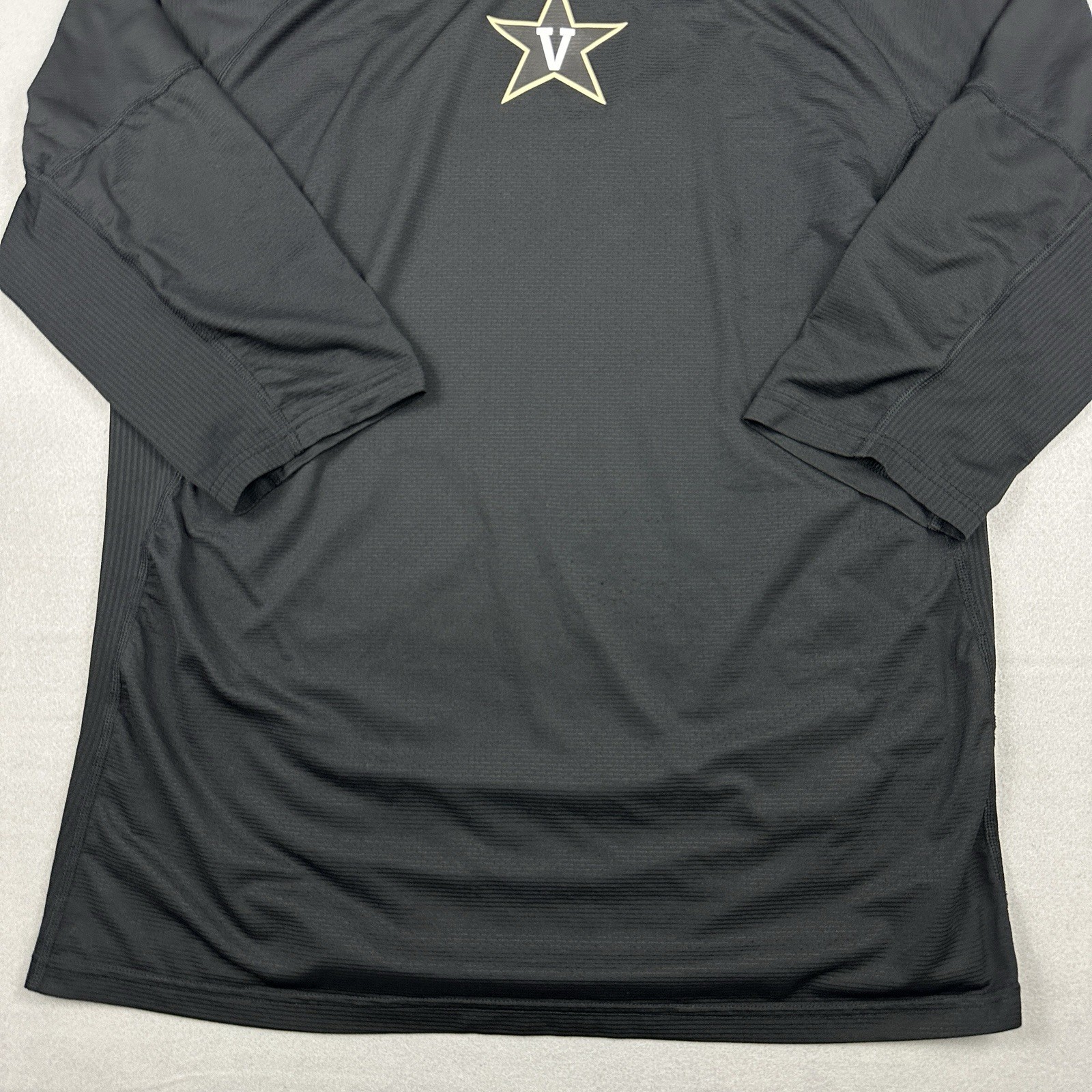 Vanderbilt Shirt Men Extra Large Black Solid Nike Pro Pullover Training NCAA XL