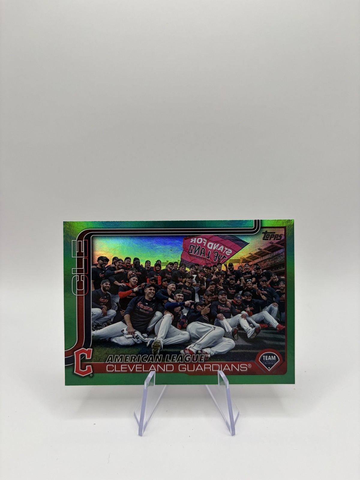 2025 Topps Series 2 – Cleveland Guardians #612 Green Holofoil /99