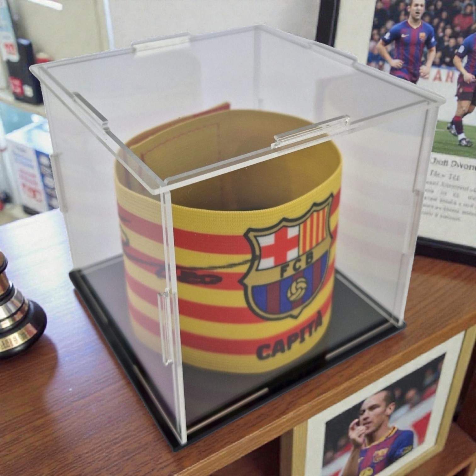 Messi Messi captain armban original Hand Signed w/coa Free shipping worldwide